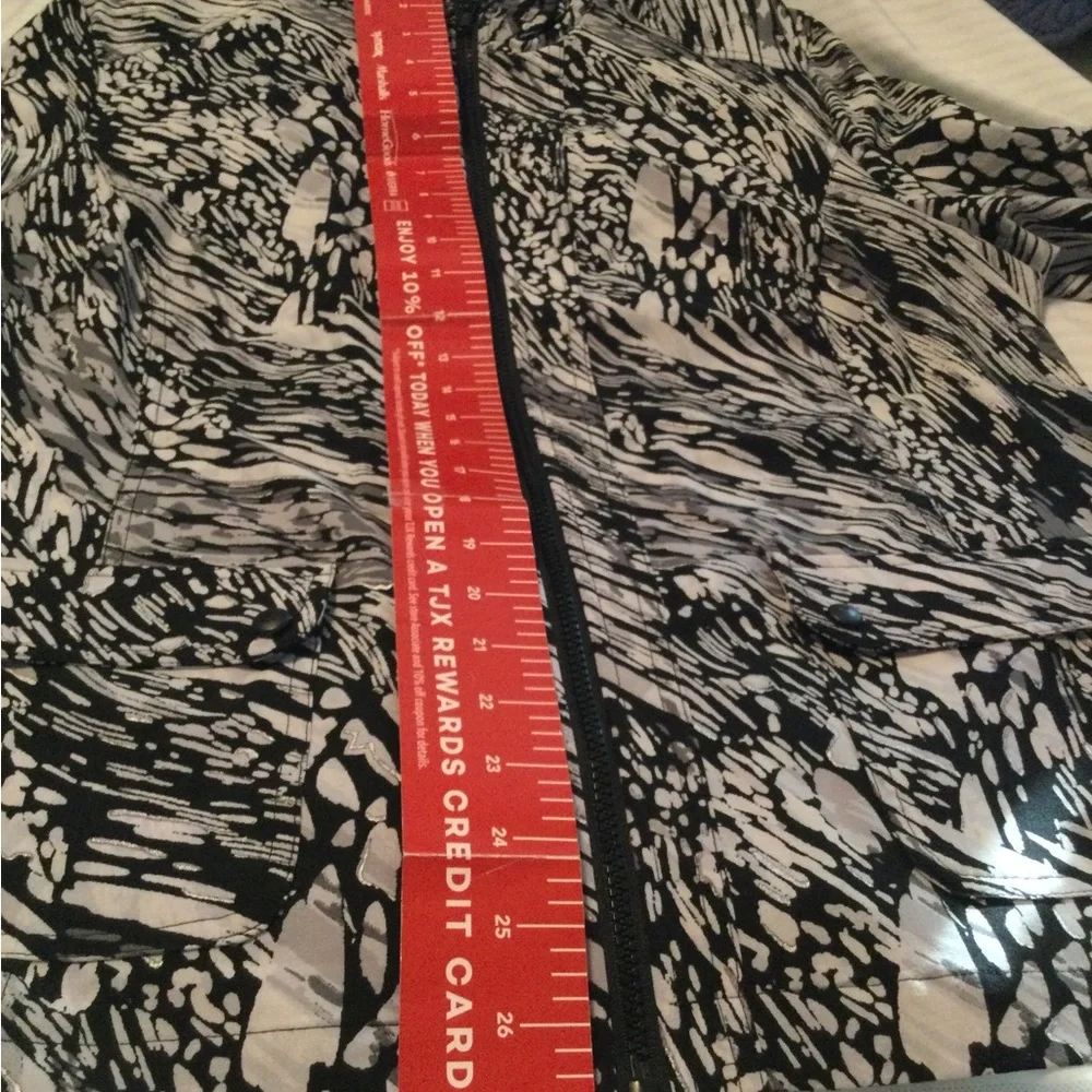 Chicos Zenergy Patterned Jacket, size XL - Picture 4 of 7